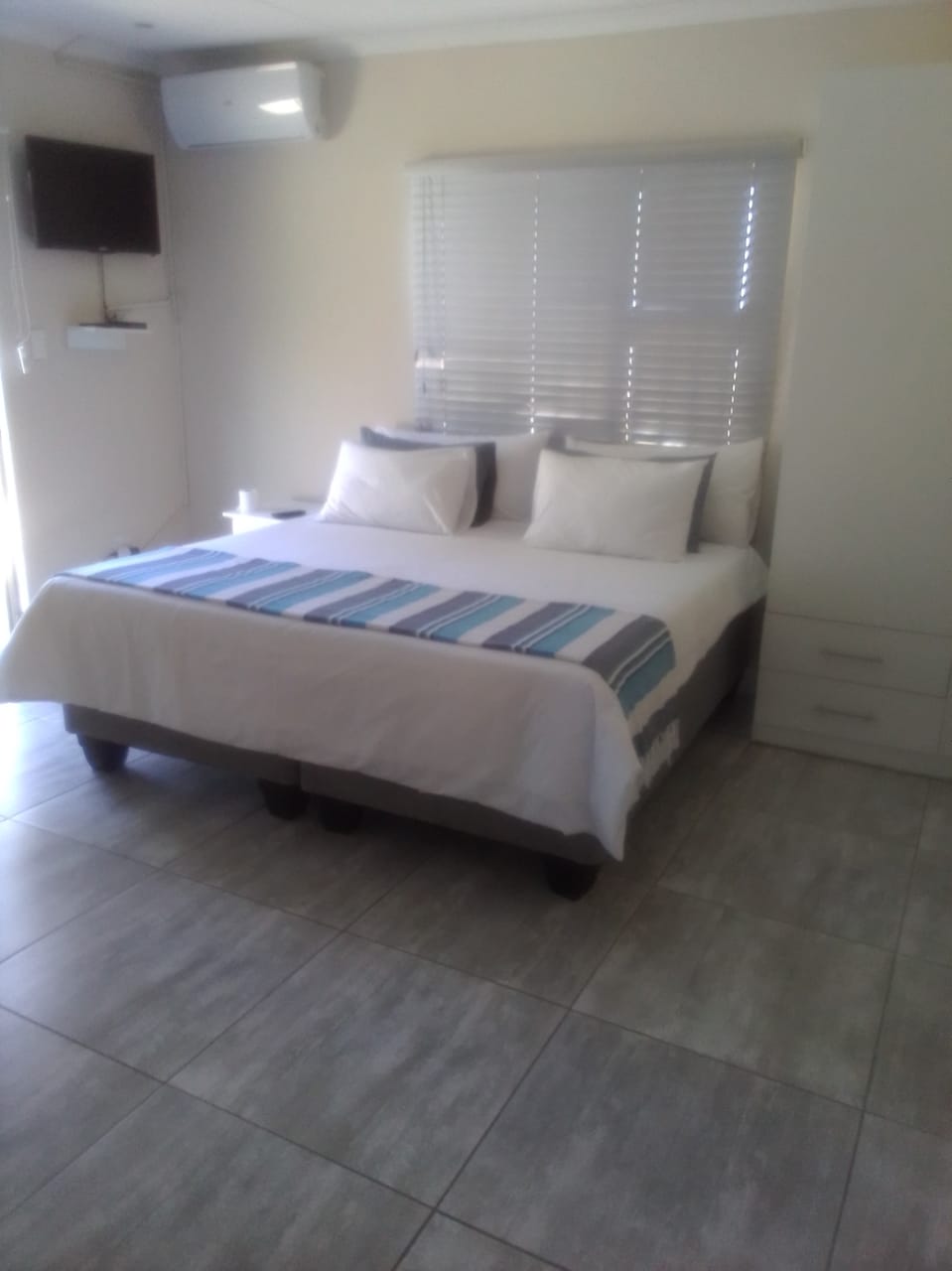 35D029EB-4542-463D-A2D1-F2886D7401B1