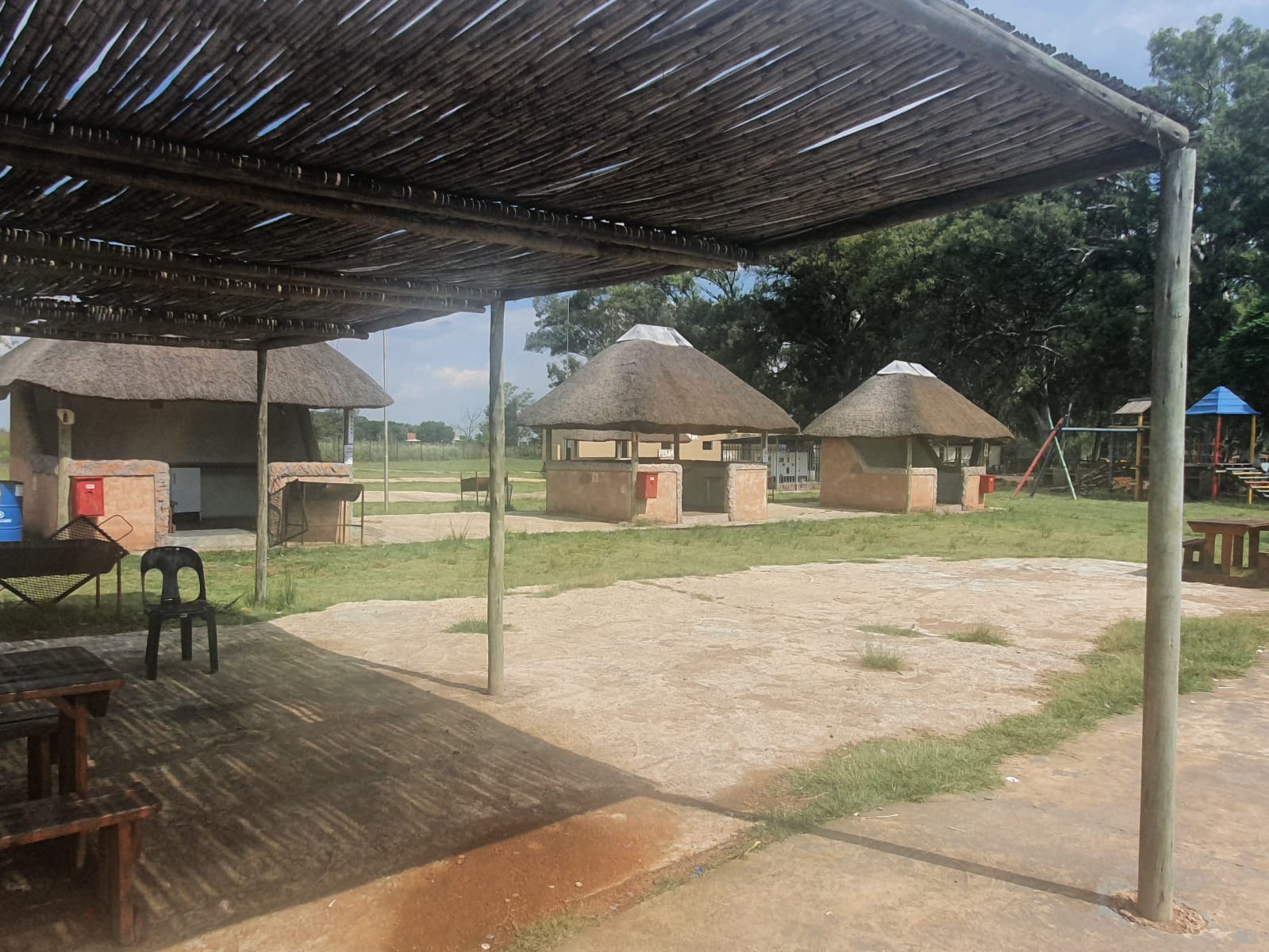 7AD1DC6F-65DC-46BE-986B-0AE3D1936392